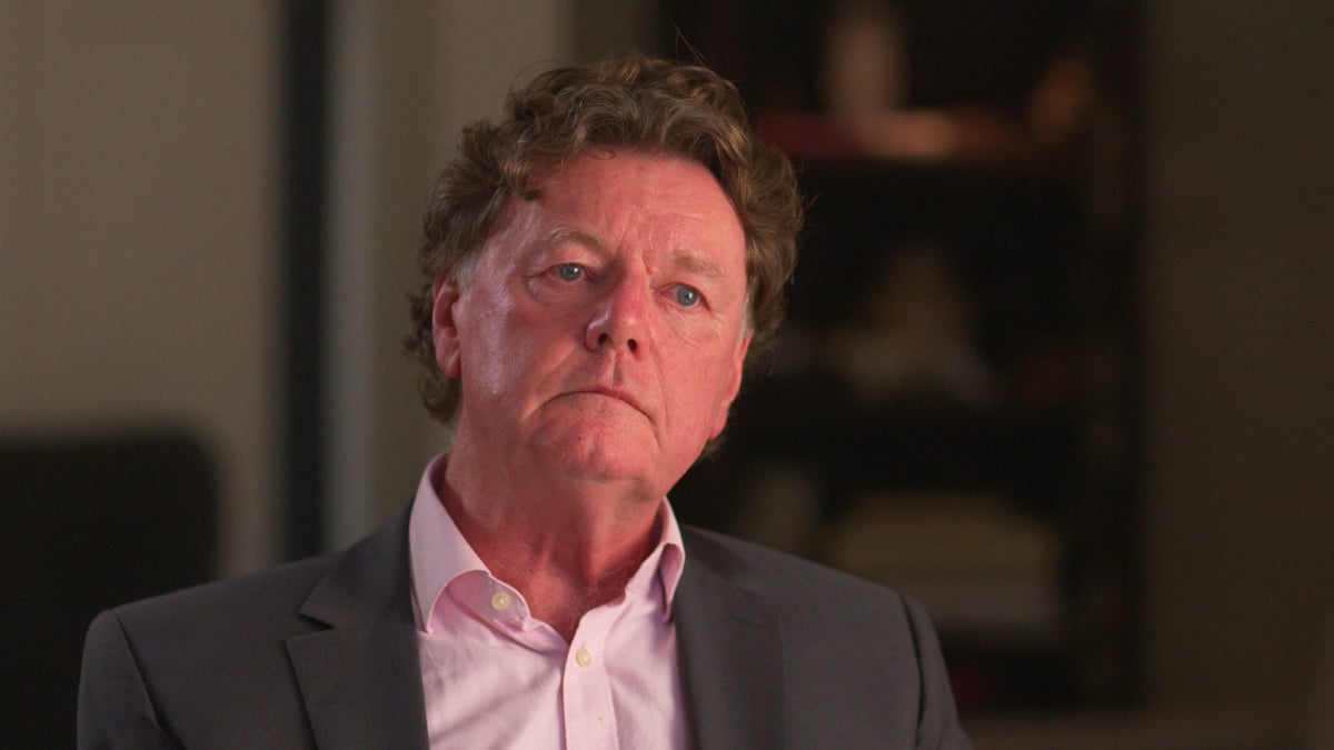 Tributes paid to former RTÉ broadcaster David Davin-Power following death at 72