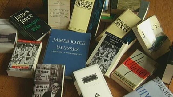 Ulysses by James Joyce tops the list of bestsellers, 1998