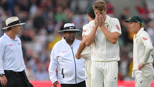 Cameron Green reacts after the wicket of Ben Duckett was overturned by the third umpire