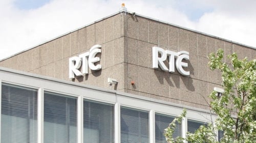 Tá easpa léargais úir sa ráiteas a d'eisigh Bord RTÉ ar ball maidir le cinneadh ShIún Ní Raghallaigh éirí as mar chathaoirleach ar Bhord RTÉ