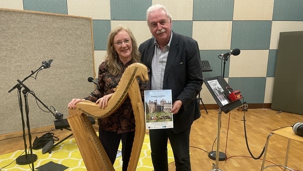 Harpist and historian Dr Siobhán Armstrong joins Marty in studio