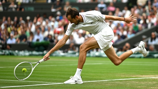 Daniil Medvedev plays a backhand against Christopher Eubanks