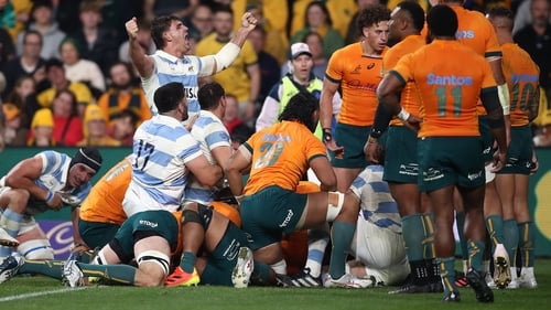 The Pumas celebrate a try by Juan Martin Gonzalez