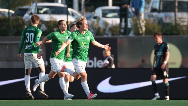Hoskuldur Gunnlaugsson celebrates scoring Breidablik's second goal