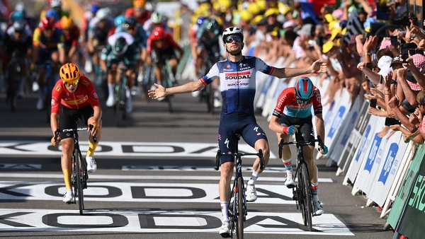Kasper Asgreen timed his finish to perfection on stage 18