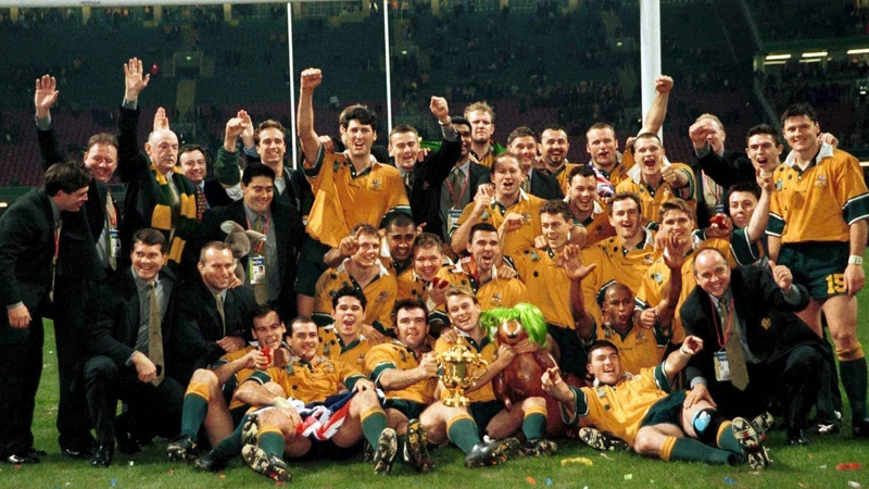Australia celebrate winning the Webb Ellis for the second time