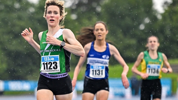 Íde Nic Dhomhnaill crosses the line to win the women's 5,000m