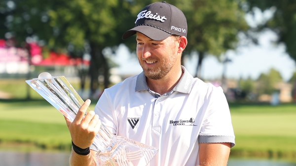 Lee Hodges celebrates after his seven-shot victory