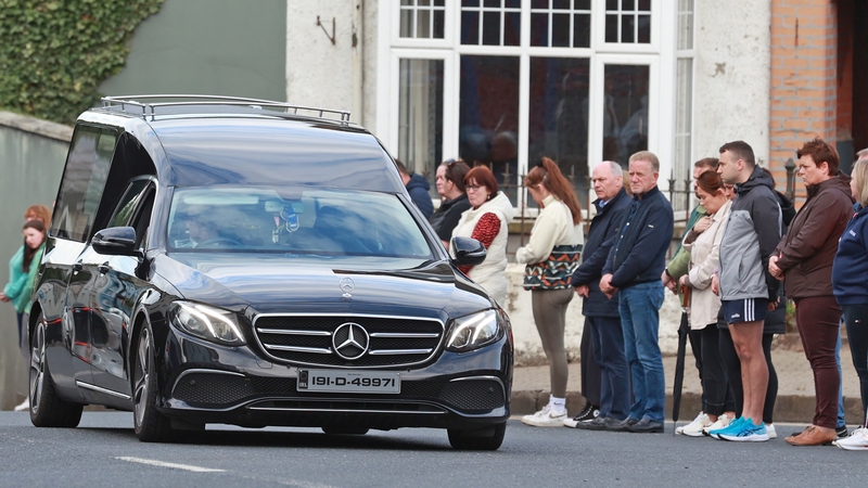 The hearse carrying the remains of Dlava Mohamed arrives at the family home in Clones, Co Monaghan