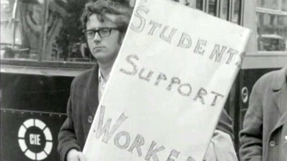 Students support Dublin Corporation striking workers, 1968