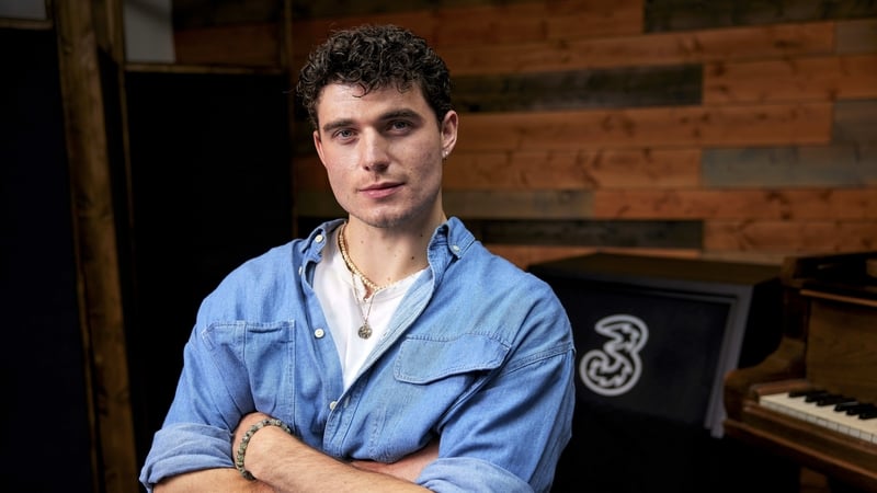 Arthur Valentine: "I've been described as "frustratingly unpunctual" but I'M WORKING ON IT!"