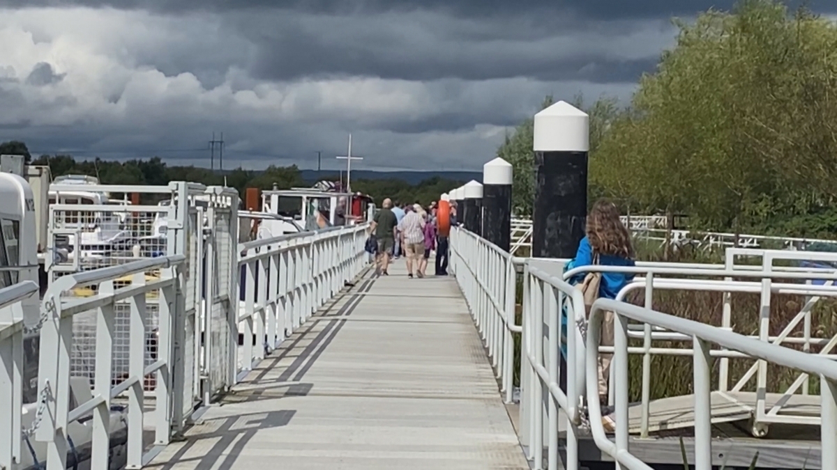 Woman dies after fire on boat in Carrick-On-Shannon
