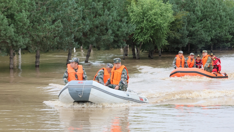 Villagers being rescued from Harbin in Heilongjiang province
