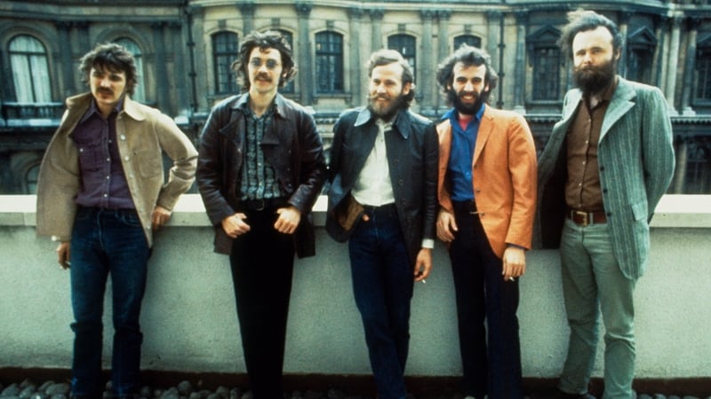 (L-R) Rick Danko, Robbie Robertson, Levon Helm, Richard Manuel and Garth Hudson of The Band in 1971. (Photo by Gijsbert Hanekroot/Redferns)