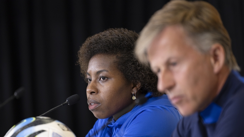 Lineth Beerensteyn and the Netherlands will face Spain for a place in the semi-finals