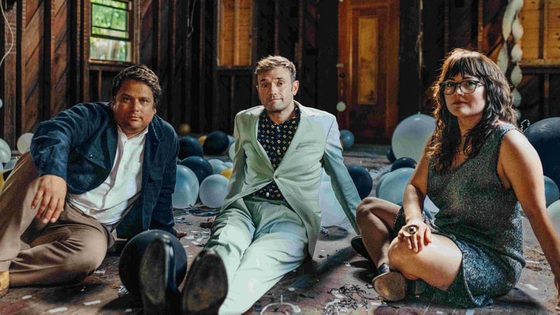 Seán Watkins (far left) with Nickel Creek cohorts Chris Thile and Sara Watkins