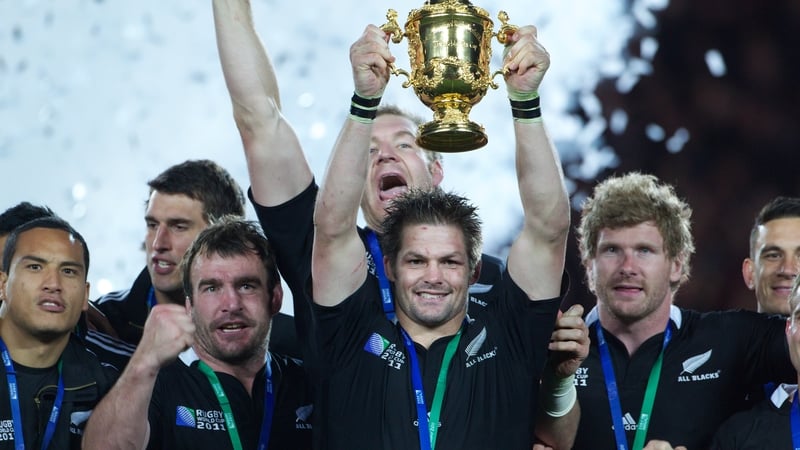 Captain Richie McCaw lifts the cup
