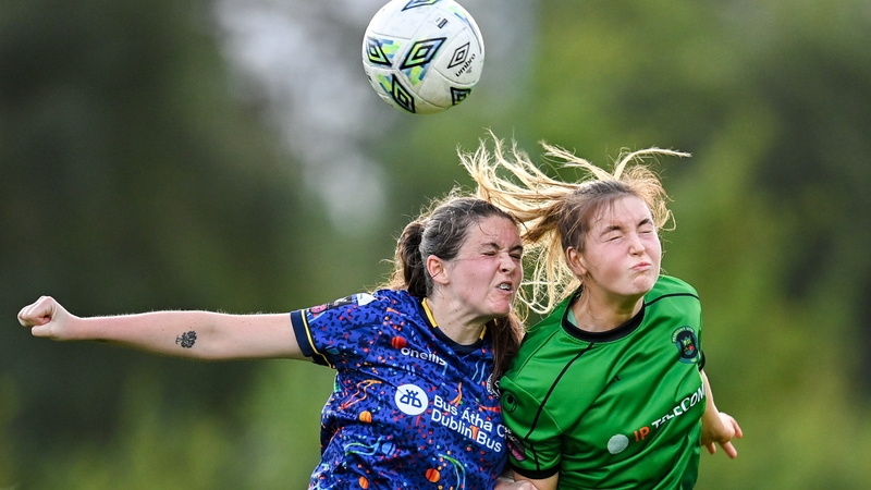 Lisa Murphy of Bohemians in action against Kate Mooney of Peamount United