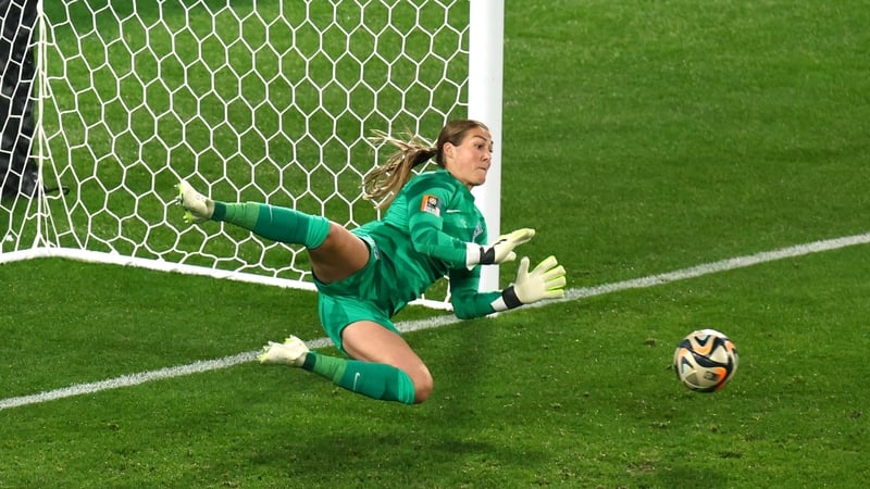 Mary Earps saved a penalty in the World Cup final and won the Golden Glove award