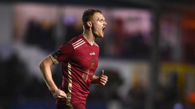 Vince Borden was on target for the leaders