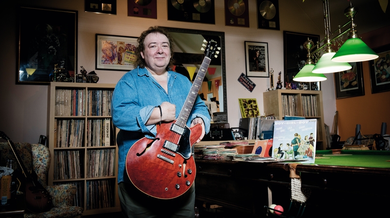 Bernie Marsden photographed at his home in Buckinghamshire in 2014. (Photo by Rob Monk/Guitarist Magazine via Getty Images)