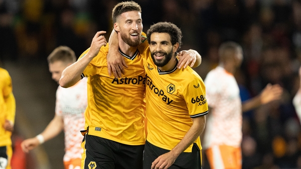 Matt Doherty celebrates with Rayan Ait-Nouri