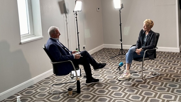 Vera Pauw (R) spoke to RTÉ Sport's Tony O'Donoghue