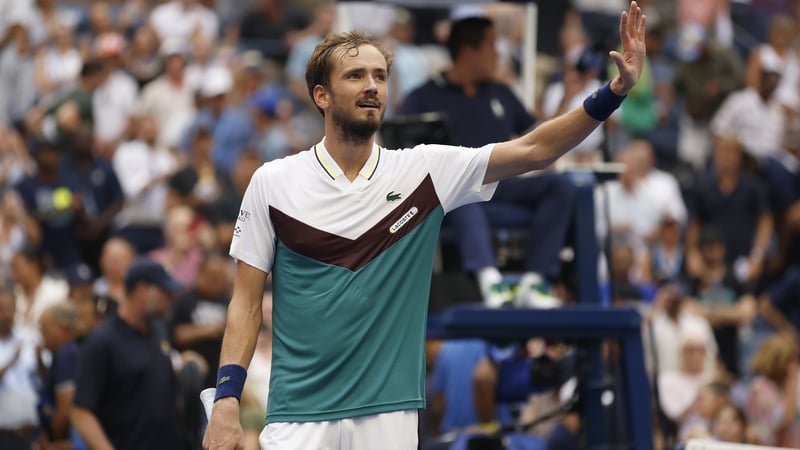 The 2021 winner progressed after a straight sets victory