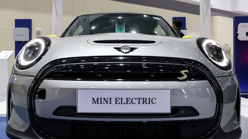 BMW is to make a multi-million pound investment in its Mini plants in the UK