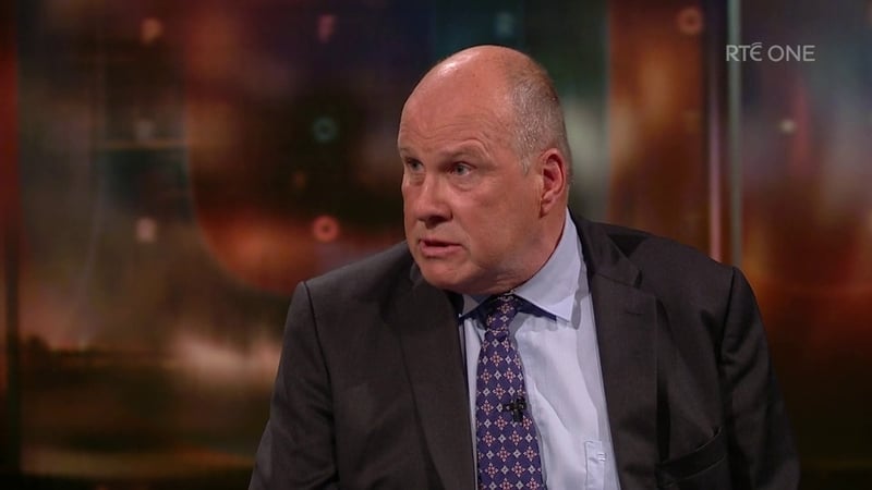 An craoltóir Ivan Yates