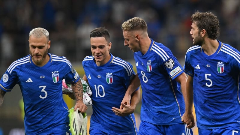Davide Frattesi (8) scored both of Italy's goals tonight