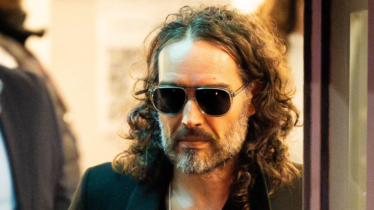 YouTube blocks Russell Brand from making money from his videos on the platform