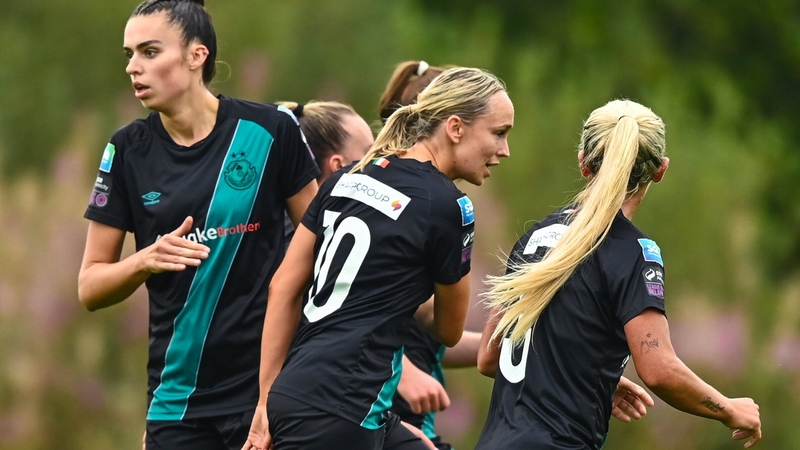 Stephanie Zambra (C) was on target