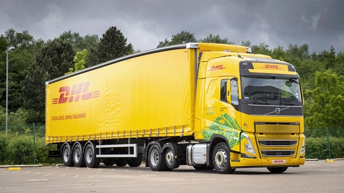 DHL's revenue grew by 6.2% in the third quarter, but its net profit fell 6.9% to €751m