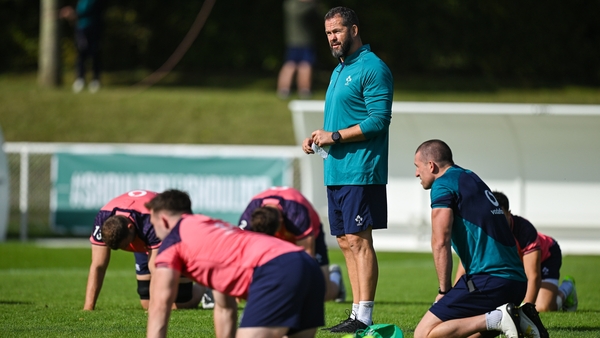 Andy Farrell has opted to make just one change to the starting XV for the clash against the Springboks