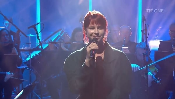 Jessie Buckley & the RTÉ CO perform Sinéad O'Connor's Troy