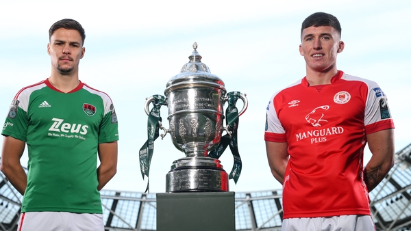 Cian Coleman of Cork City (L) and St Pat's Joe Redmond