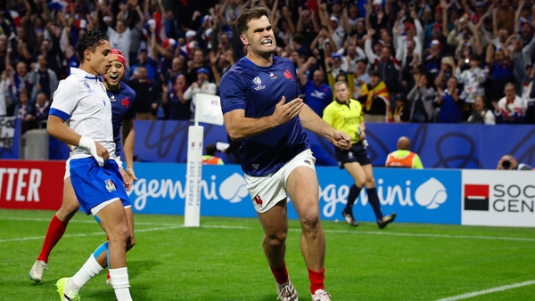 Rugby World Cup: France 60-7 Italy - recap