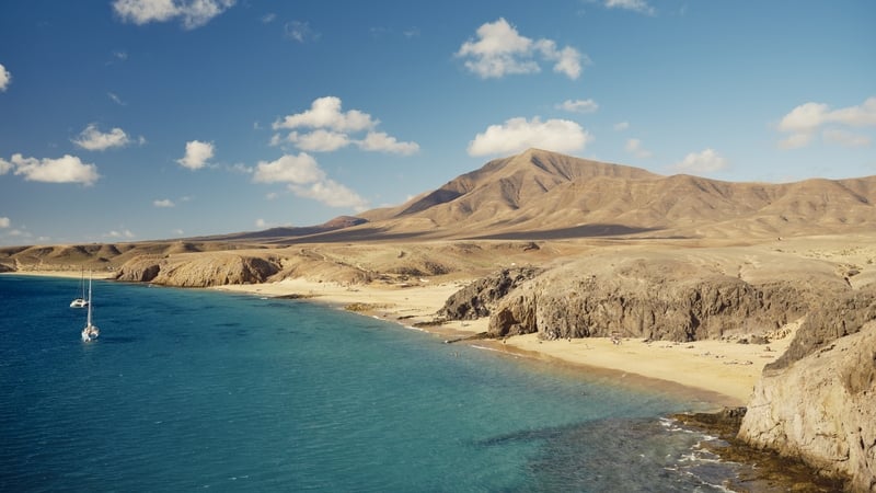 The Canary islands are 100km from Morocco