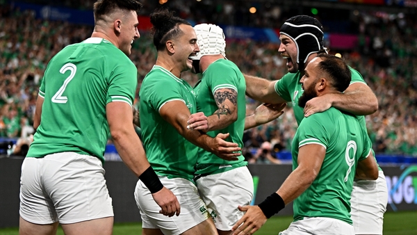 Recap: Ireland saunter to big win over Scotland