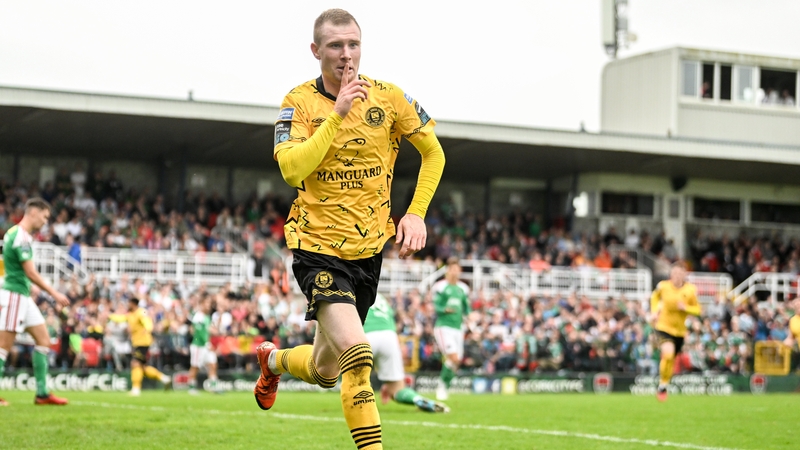 Mark Doyle put the Dubliners in front