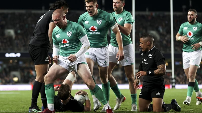 Keith Earls celebrates a try in the first Test in 2022