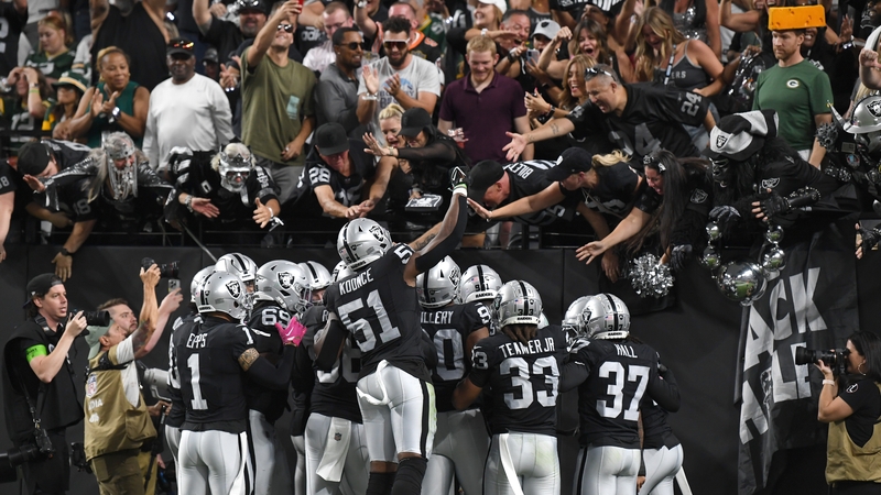 The Raiders celebrated a first win over the Packers since 1987
