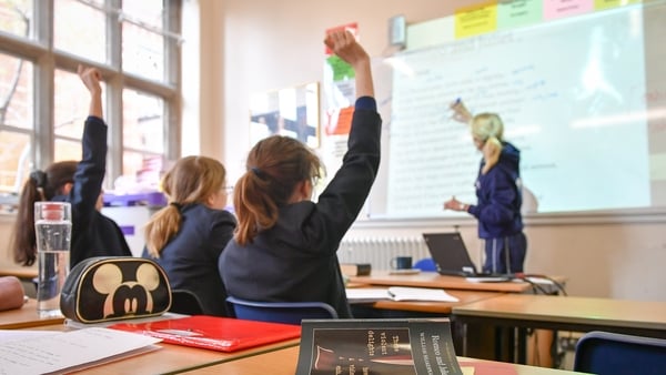 Ganntanas múinteoirí dara leibhéal ag déanamh buartha do phríomhoidí