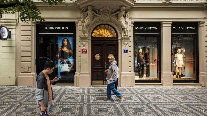 In its closely-watched report on the €363 billion luxury goods market, Bain has estimated a 20-22% sales drop in China
