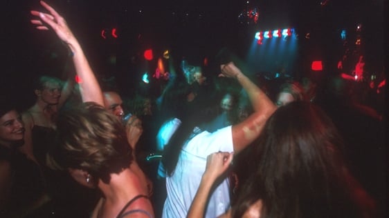Image ref: 353352 08: People Dancing (Photo By Brent Stirton/Getty Images)