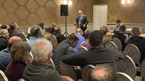 Francie Gorman addresses IFA members during an election husting in October