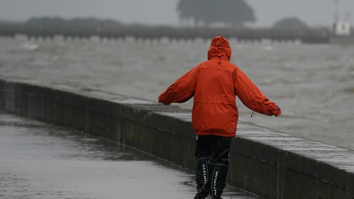 Status Orange wind warning issued for five counties as Storm Kathleen approaches