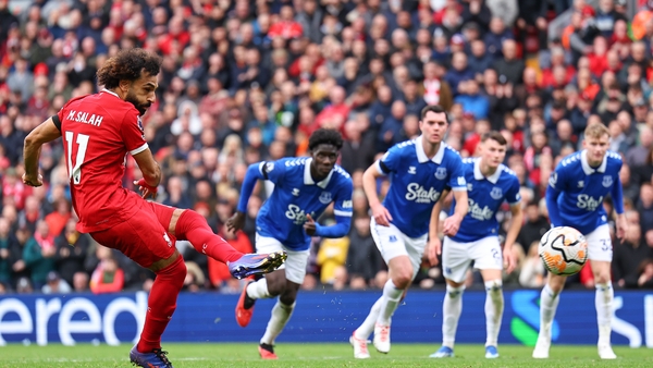 Mo Salah converts from the spot