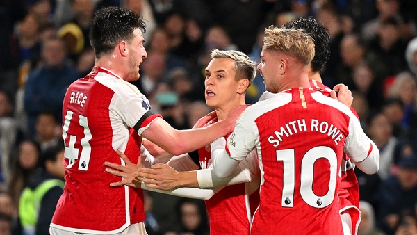 Leandro Trossard (c) drew the Gunners level